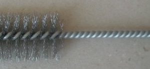 Rechteckbürste mit Stahldrahtbesatz 15x30 / 800 mm mit gedrehtem Stiel