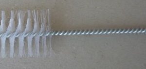 Rechteckbürste mit weichem NYLON Besatz 15x40 mm / Länge 600 mm