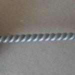 Rechteckbürste mit Stahldrahtbesatz 25×40 / 800 mm mit gedrehtem Stiel