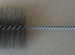 Rechteckbürste mit Stahldrahtbesatz 40x50 / 700 mm mit gedrehtem Stiel