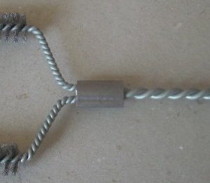 Rück- und Seitenwanbürste mit gedrehtem Stiel