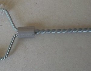 Rück- und Seitenwandbürste mit gedrehtem Stiel